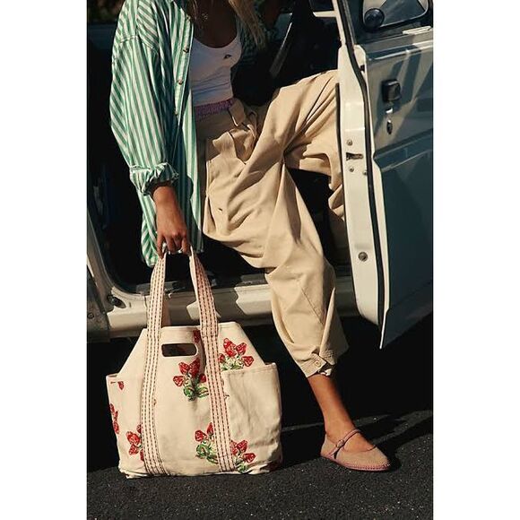 Free People Printed Caravan Tote - Picture 1 of 6